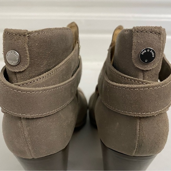 Rag & Bone Bone Harrow Booties in Stone Waxy Suede - Picture 6 of 13
